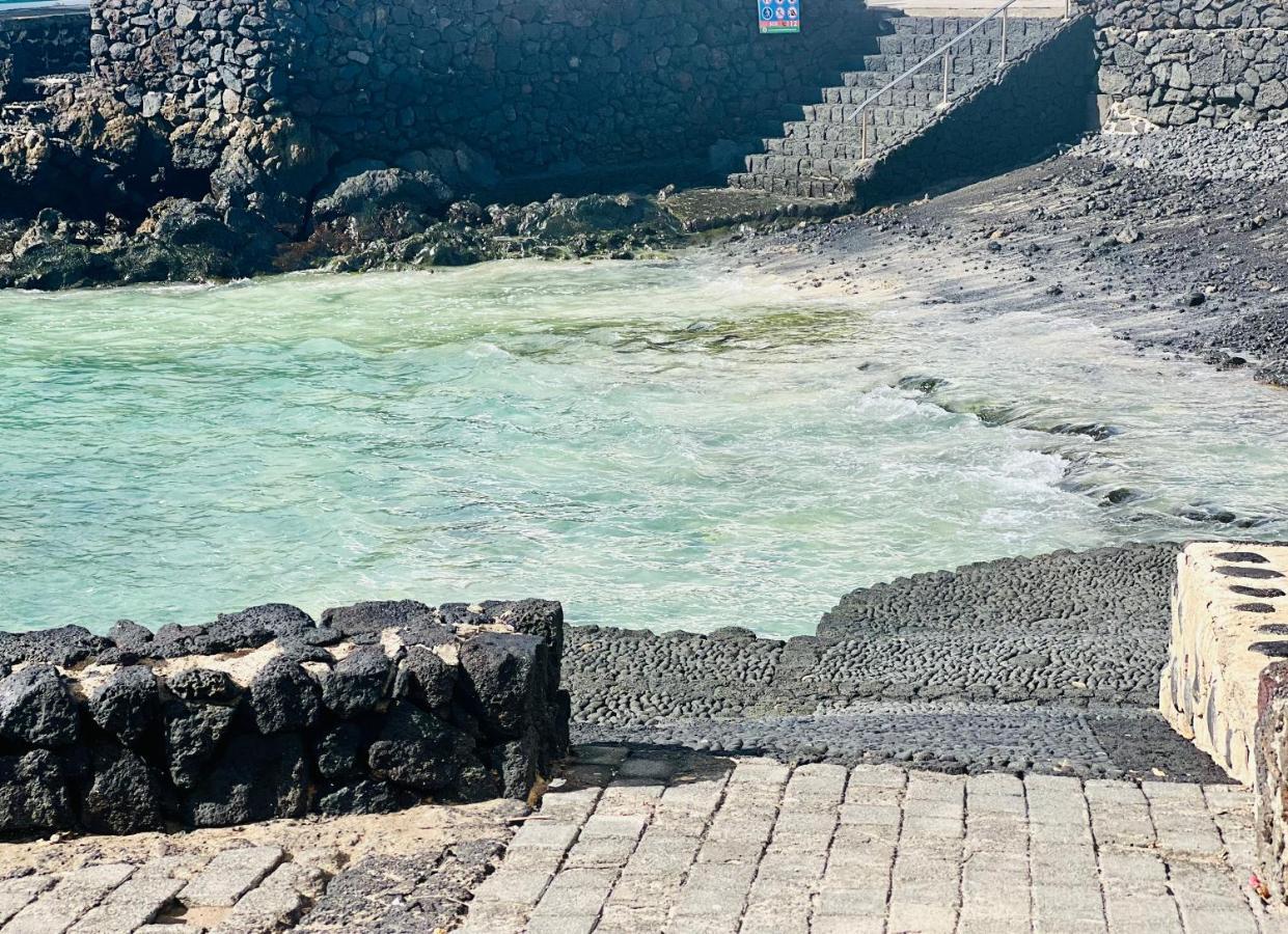 Canaryislandshost L Cala Punta Mujeres Bagian luar foto