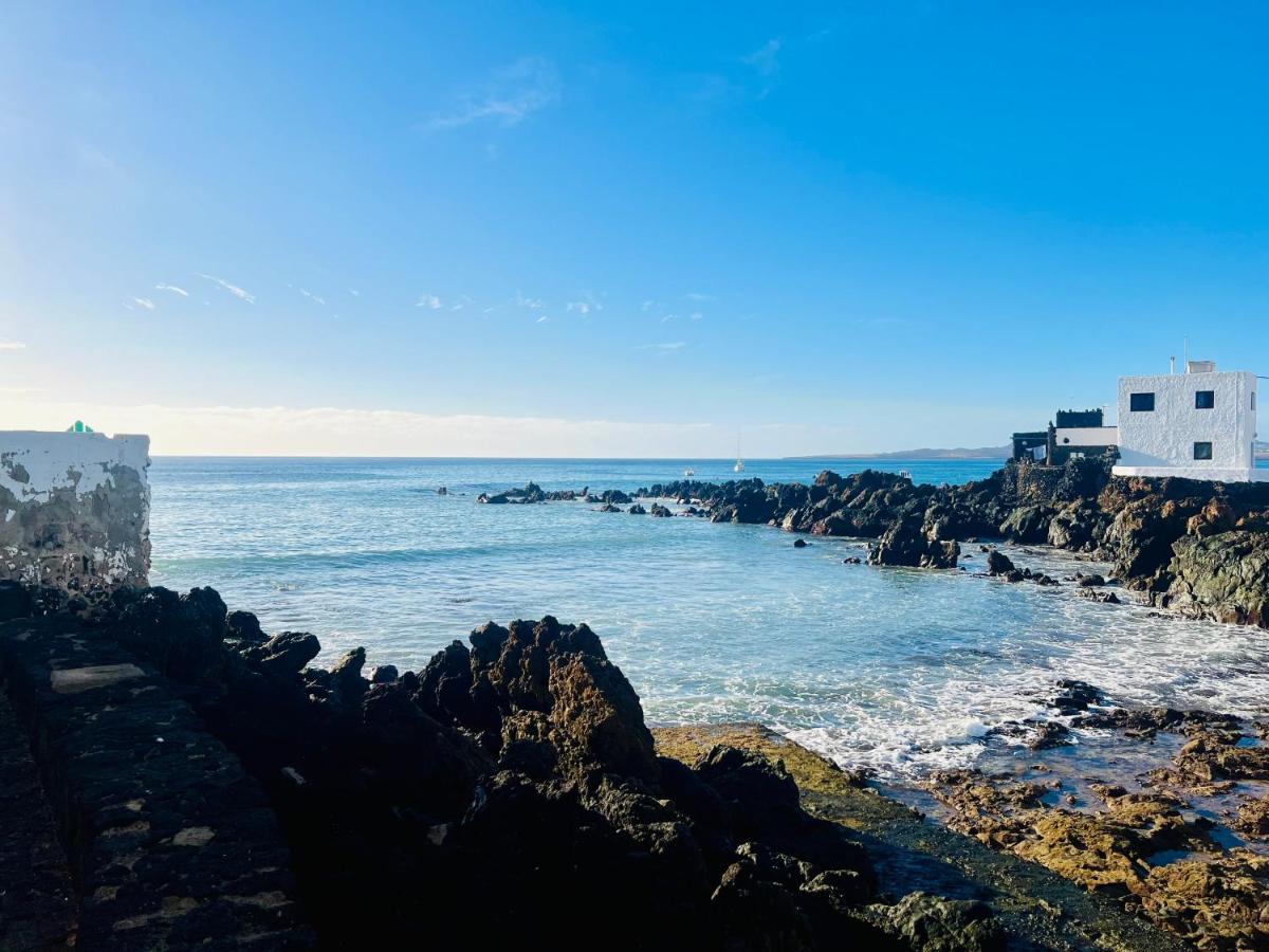 Canaryislandshost L Cala Punta Mujeres Bagian luar foto